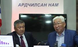 Э.Бат-Үүлд Баянзүрх дүүрэгт тойрог өгч З.Энхболд Дархан-Уул аймагт сонгуульдах тохиролцоо хийгджээ